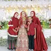 Adik Selfi Yamma LIDA menikah Cantik Menawan