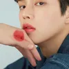 Potret Selfie Close Up Song Kang