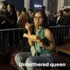 Iis Dahlia Nonton Konser Devano Danendra