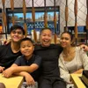 Sandhy Sondoro bersama anak