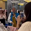Shireen Sungkar Jadi Pelayan
