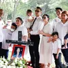 Pemakaman Ibunda Jonas Rivanno