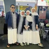 Tissa Biani berangkat umrah