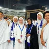 Tissa Biani berangkat umrah