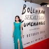 Ummi Quary Tampil Elegan di Gala Premiere