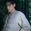 Potret V BTS jadi anak gunung