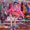 Walking closet seleb