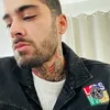8 Potret Keren Zayn Malik Meskipun Sudah Jadi Bapak-Bapak