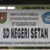meme lucu, nama sekolah lucu, sekolah lucu, nama sekolah unik