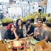 karen\&#039;s diner, seleb ke karen\&#039;s diner