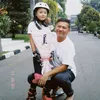 Gading Marten Nemenin Gempi Ikut Lomba Sepatu Roda di Bandung