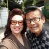 Koes Hendratmo dan istri