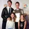 9 Orang Tua Seleb Hollywood Dengan Anak Kembar