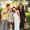 Agatha Suci dan kedua anaknya