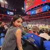 Potret Anya Geraldine nonton pertandingan NBA