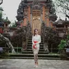 Sarah Menzel difoto Azriel Hermansyah