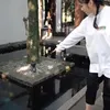 halaman rumah mewah Momo Geisha
