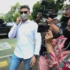 Dewi Perssik hadiri sidang cerai perdana