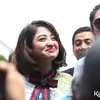 Dewi Perssik hadiri sidang cerai perdana