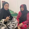 Dewi Perssik Ngaji Tinju Nikita Mirzani