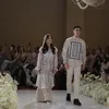 Fuji dan Verrell Bramasta fashion show