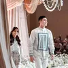 Fuji dan Verrell Bramasta fashion show