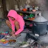 Isa Bajaj Usaha Warung Tempong Khas Banyuwangi di Magetan