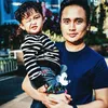 Kebersamaaan Denny Darko dan Anak