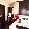 kejutan romantis ulang tahun Andhika Pratama