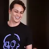 kejutan romantis ulang tahun Andhika Pratama