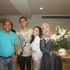 Lebaran hari kedua Prilly Latuconsina bersama Omara Esteghlal