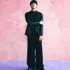 Lee Do Hyun di pemotretan majalah DAZED