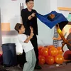 Potret Nikita Willy gelar sunatan massal di ulang tahun anak