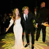 Potret Alana Hadid dan sang ayah saat dansa