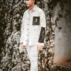 Restu Anak Charly Van Houten