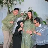 Reza Gladys di syukuran Siti Badriah