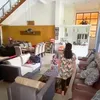rumah seleb, rumah orangtua ussy
