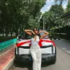 Sarah Tumiwa beli mobil