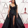 Seleb Hollywood Busana Terbaik di Oscar 2021
