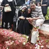 Pemakaman ibunda Kalina Ockataranny
