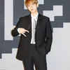 SuperM ganteng berjas di konferensi pers