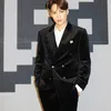 SuperM ganteng berjas di konferensi pers