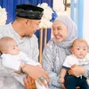 Mpok Alpa Aqiqah anak kembar Raffa Raffi