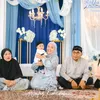 Mpok Alpa Aqiqah anak kembar Raffa Raffi