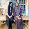 Titi Kamal pakai kerudung