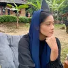Titi Kamal pakai kerudung