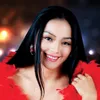 Yan Vellia istri Didi Kempot