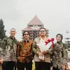 Momen wisuda Abe dari UI