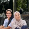 Selebriti bareng ibu mertua