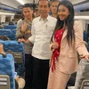 Artis Naik Kereta Cepat